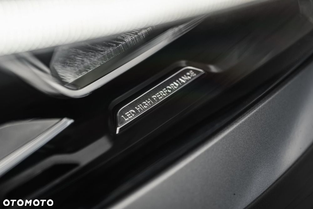 Mercedes-Benz CLA 220 4-Matic AMG Line - 37
