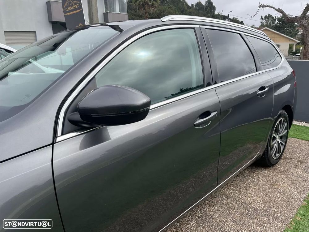 Peugeot 308 SW 1.2 PureTech Allure Full LED - 17