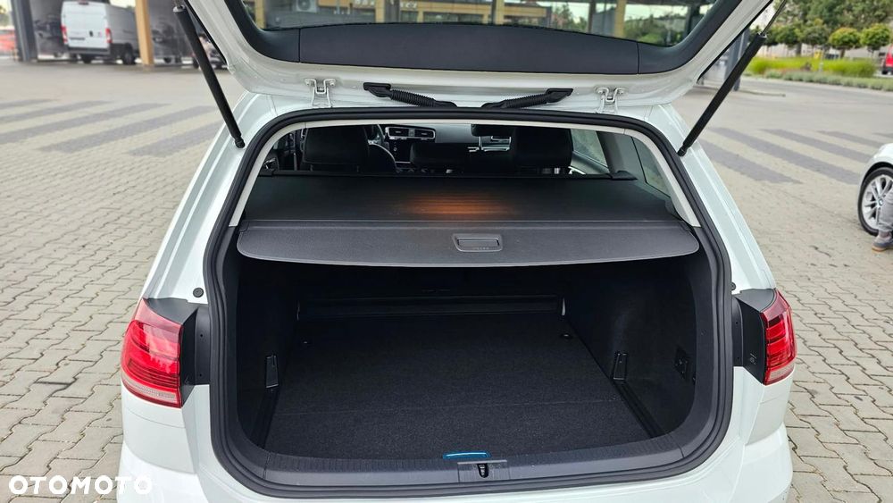 Volkswagen Golf 2.0 TSI OPF 4Motion DSG R-Line - 34