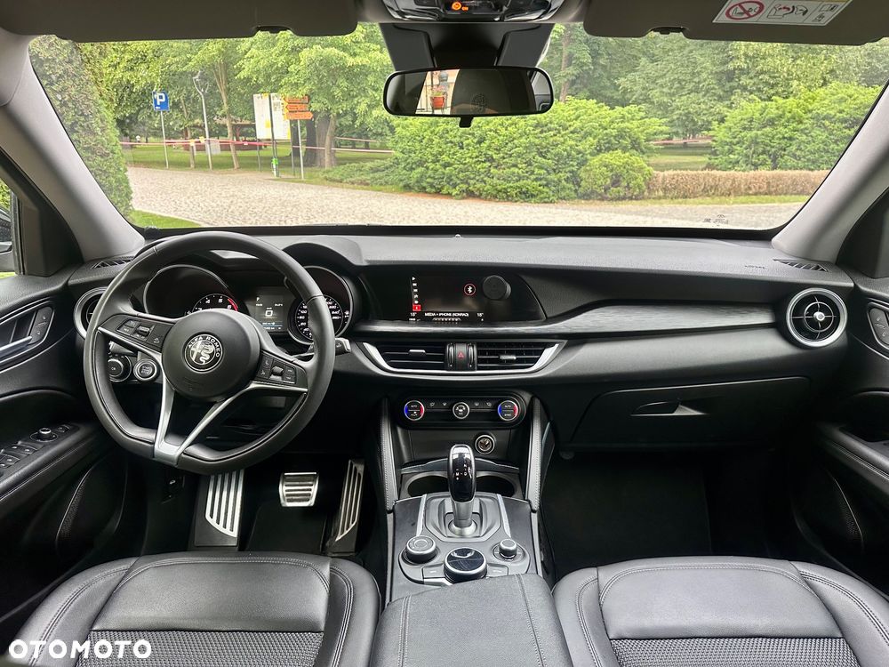 Alfa Romeo Stelvio 2.0 Turbo Business Q4 - 12
