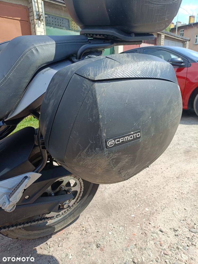 CFMoto 650 MT - 7