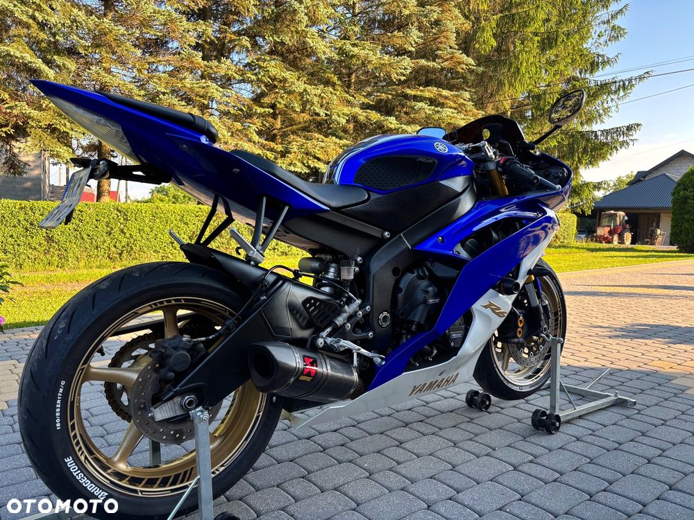 Yamaha R6 - 9