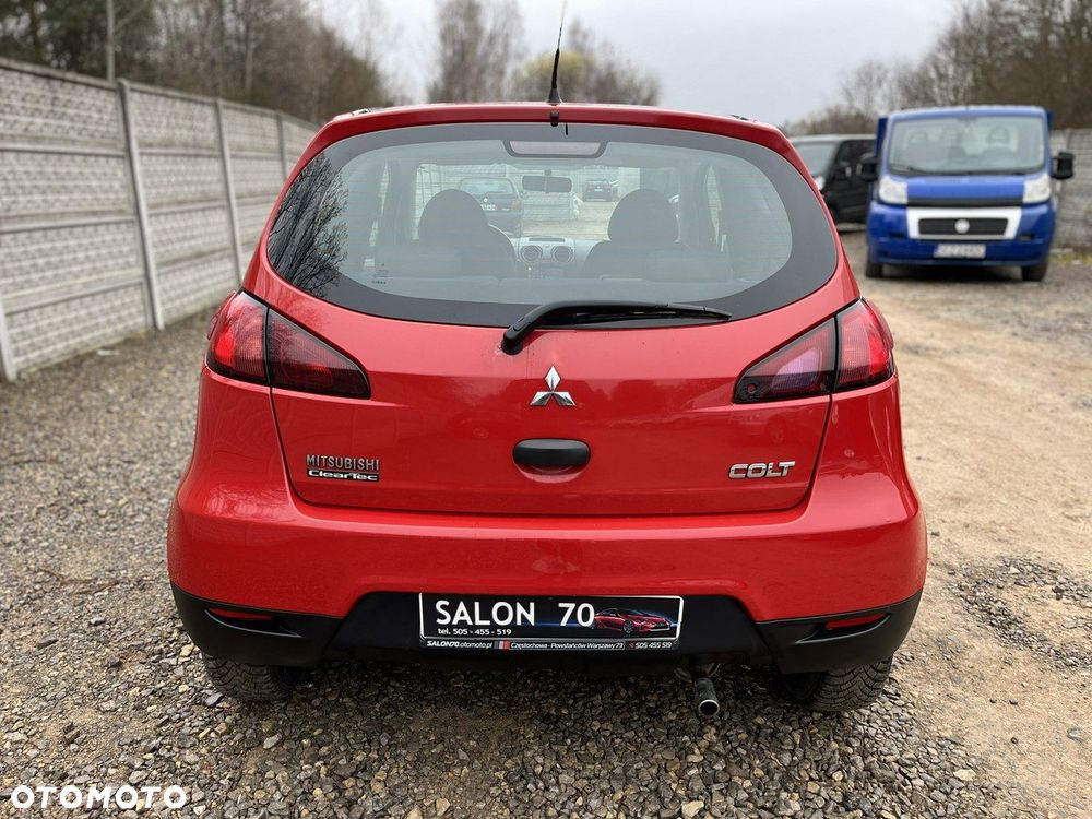 Mitsubishi Colt - 5