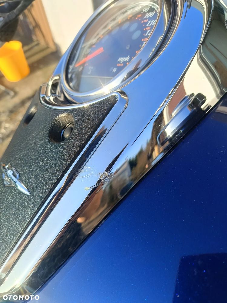 Suzuki Boulevard - 17