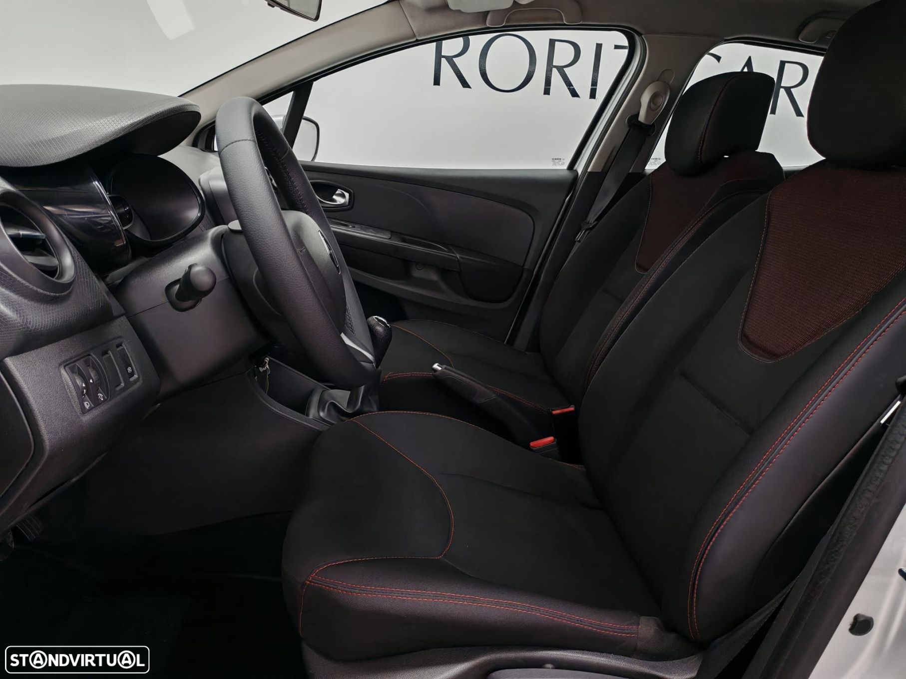 Renault Clio 1.5 dCi Limited - 6