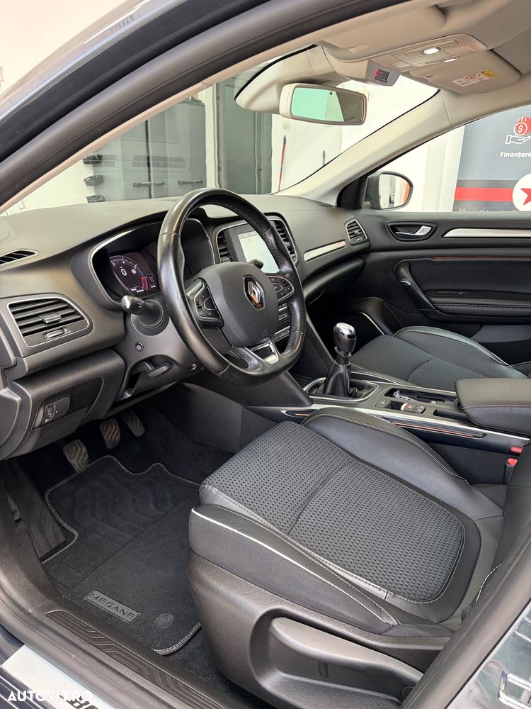 Renault Megane TCe 140 GPF BOSE EDITION - 11