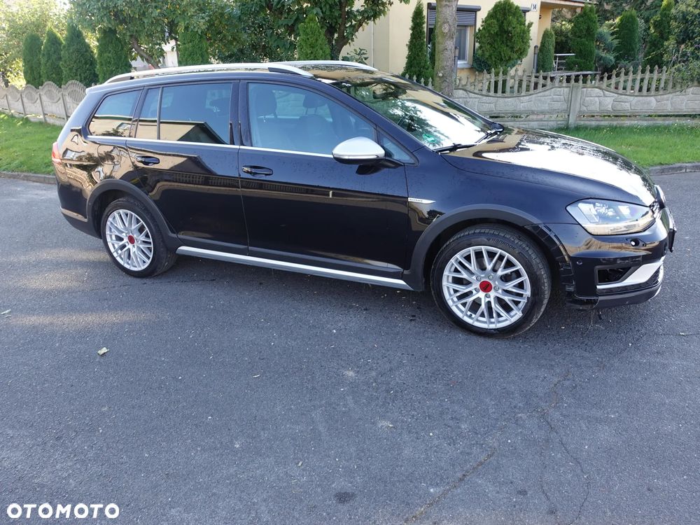Volkswagen Golf Alltrack 2.0 TDI 4Motion BlueMotion Technol - 4