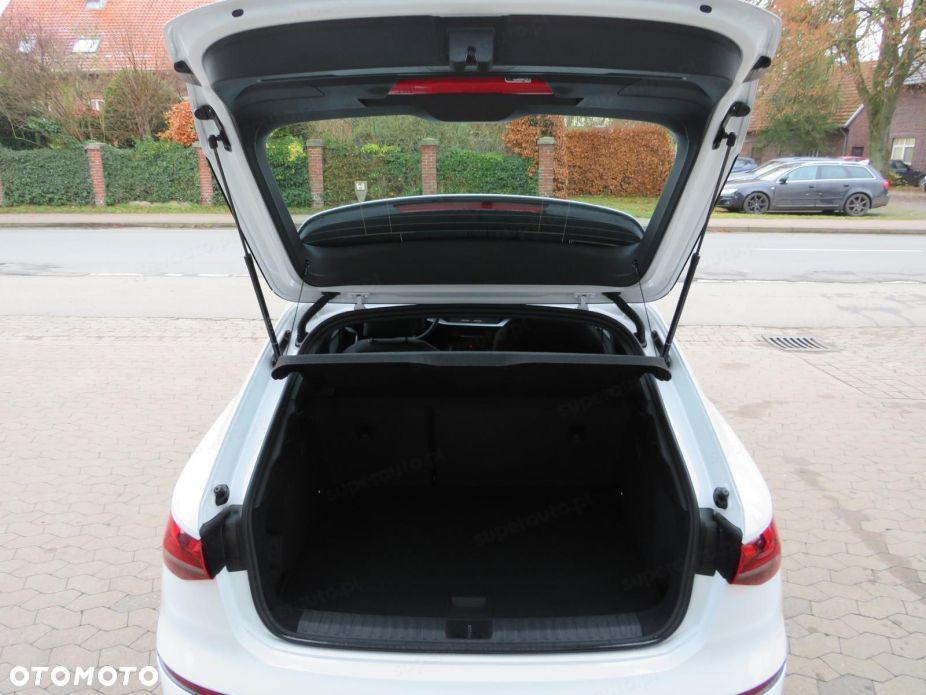 Audi A3 Sportback 30 TFSI mHEV S tronic - 17