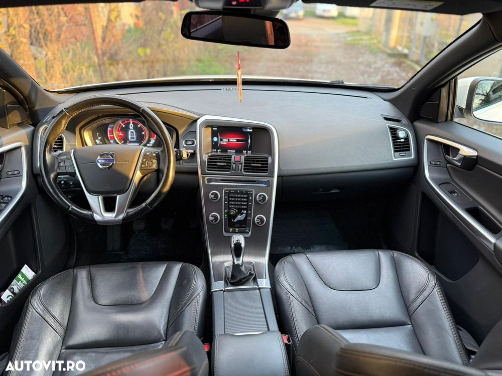 Volvo XC 60 - 6
