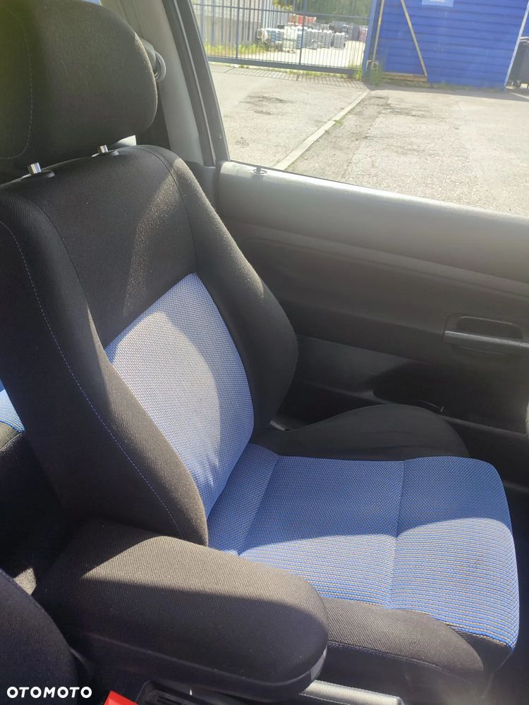 Volkswagen Golf - 19