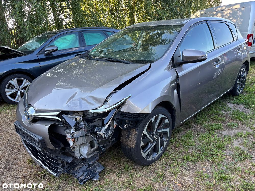 Toyota Auris - 10