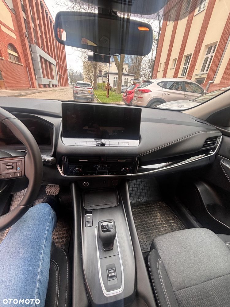 Nissan Qashqai 1.3 DIG-T MHEV N-Connecta Xtronic - 4