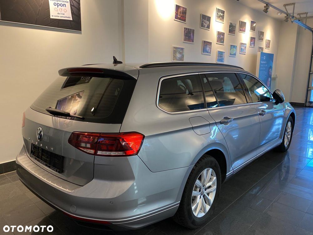 Volkswagen Passat Variant 1.5 TSI EVO Business DSG - 2