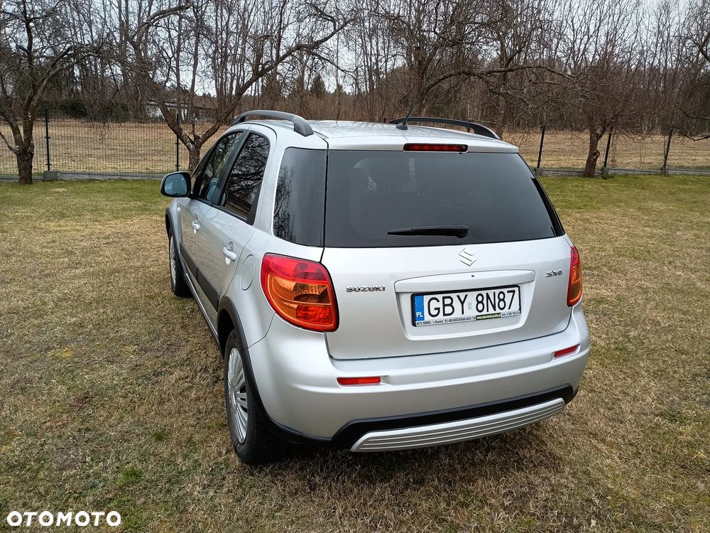 Suzuki SX4 1.6 GS / Premium - 6