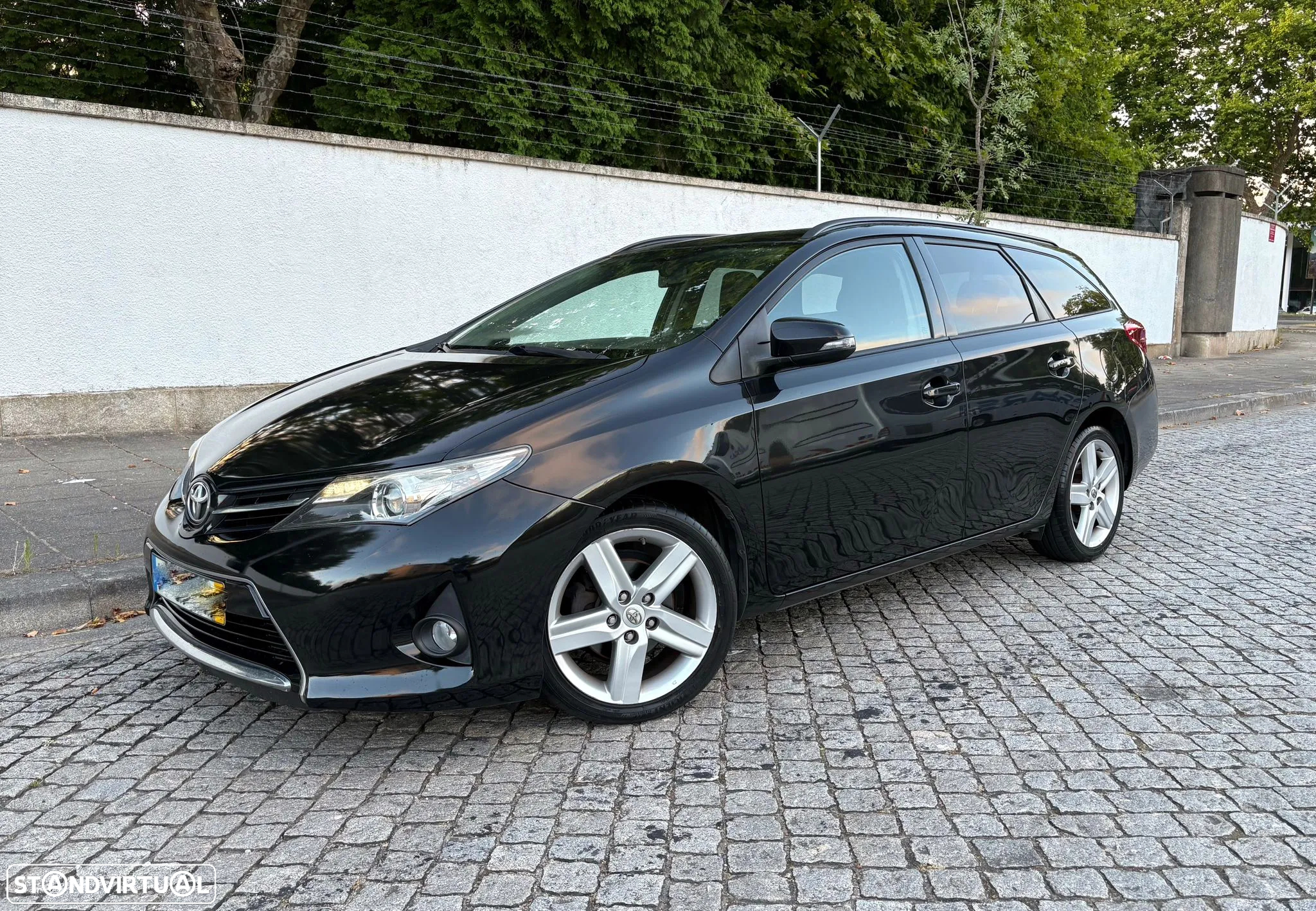 Toyota Auris Touring Sports 1.4 D-4D Comfort+Pack Sport - 21