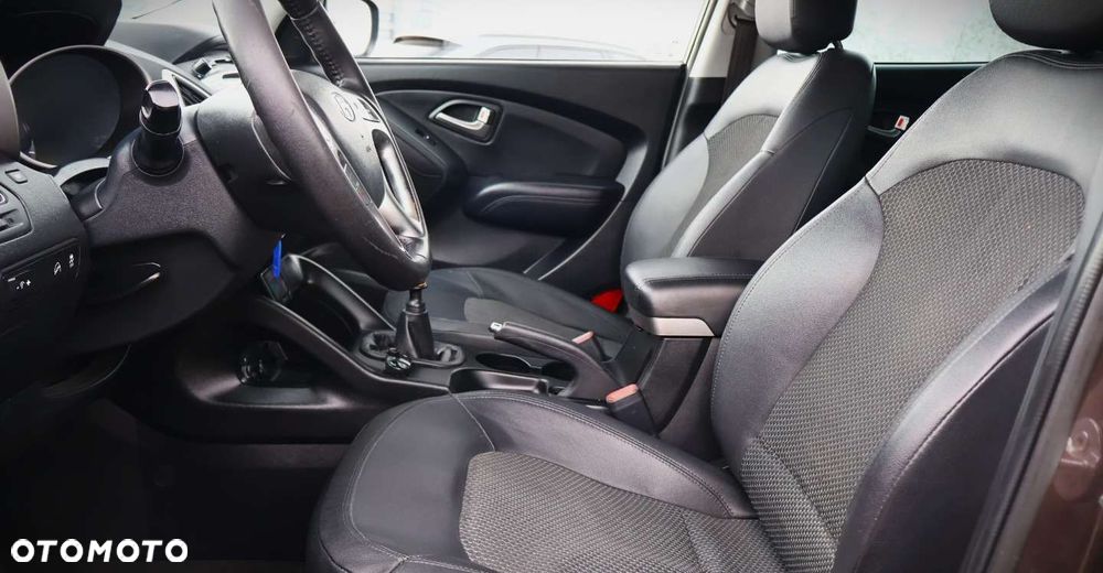Hyundai ix35 - 11