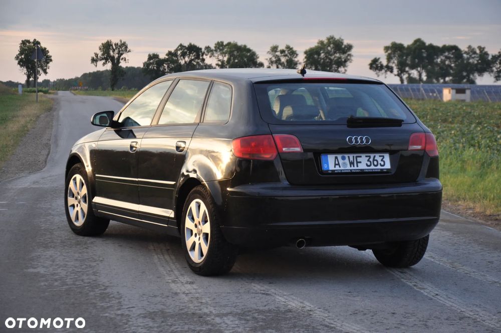 Audi A3 Sportback 1.6 tiptronic S line Sportpaket plus - 6