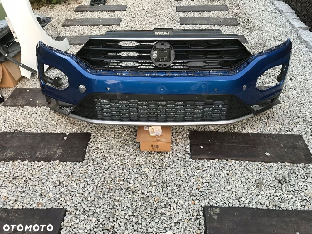 VW T-RoC 2GA zderzak kratki spoiler grill - 9