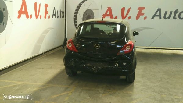Para Peças Opel Corsa D (S07) - 6