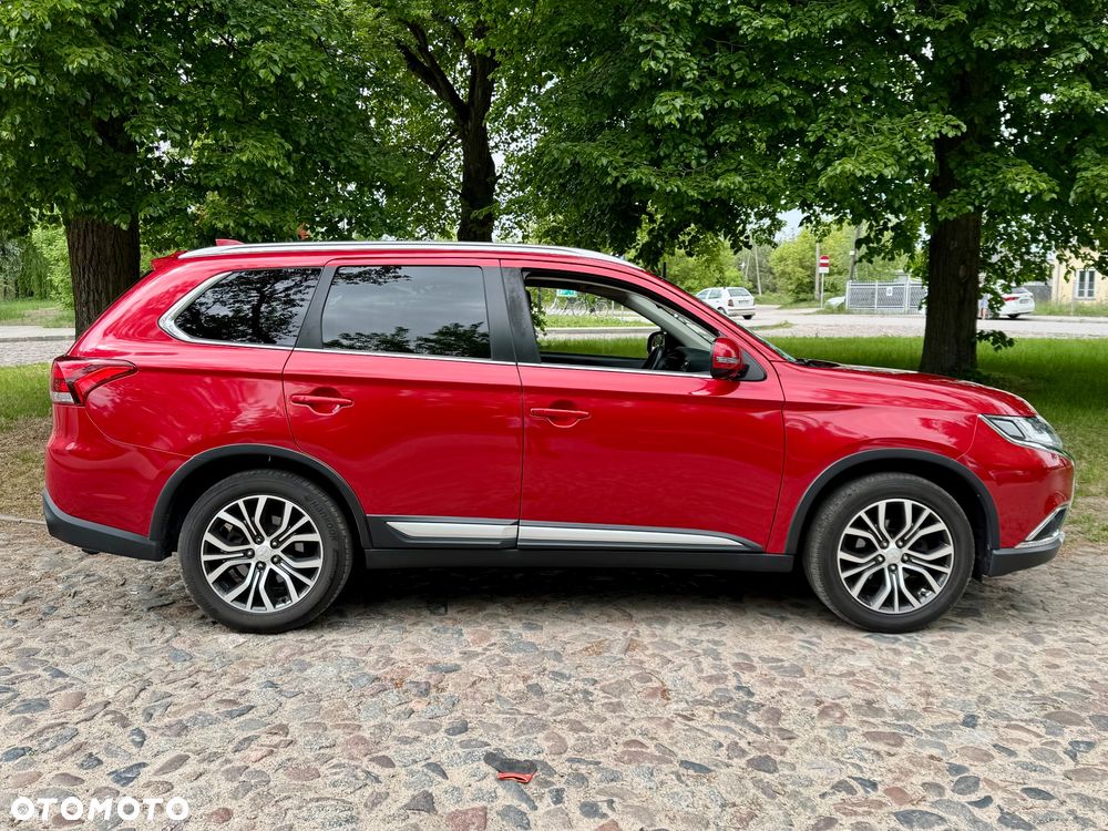 Mitsubishi Outlander - 22