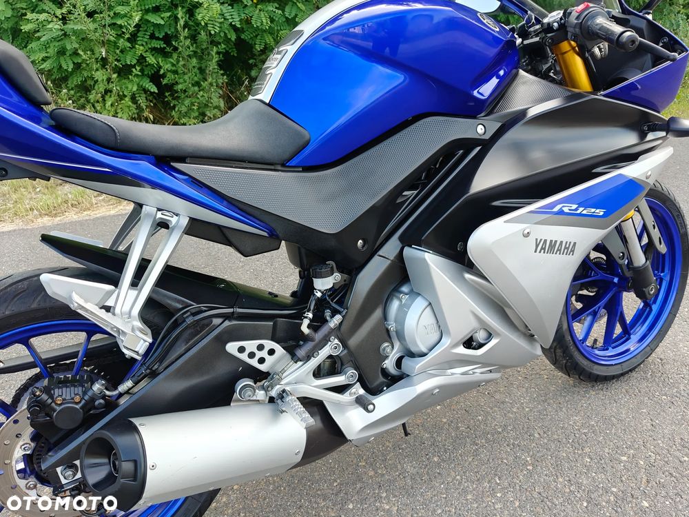 Yamaha YZF - 21