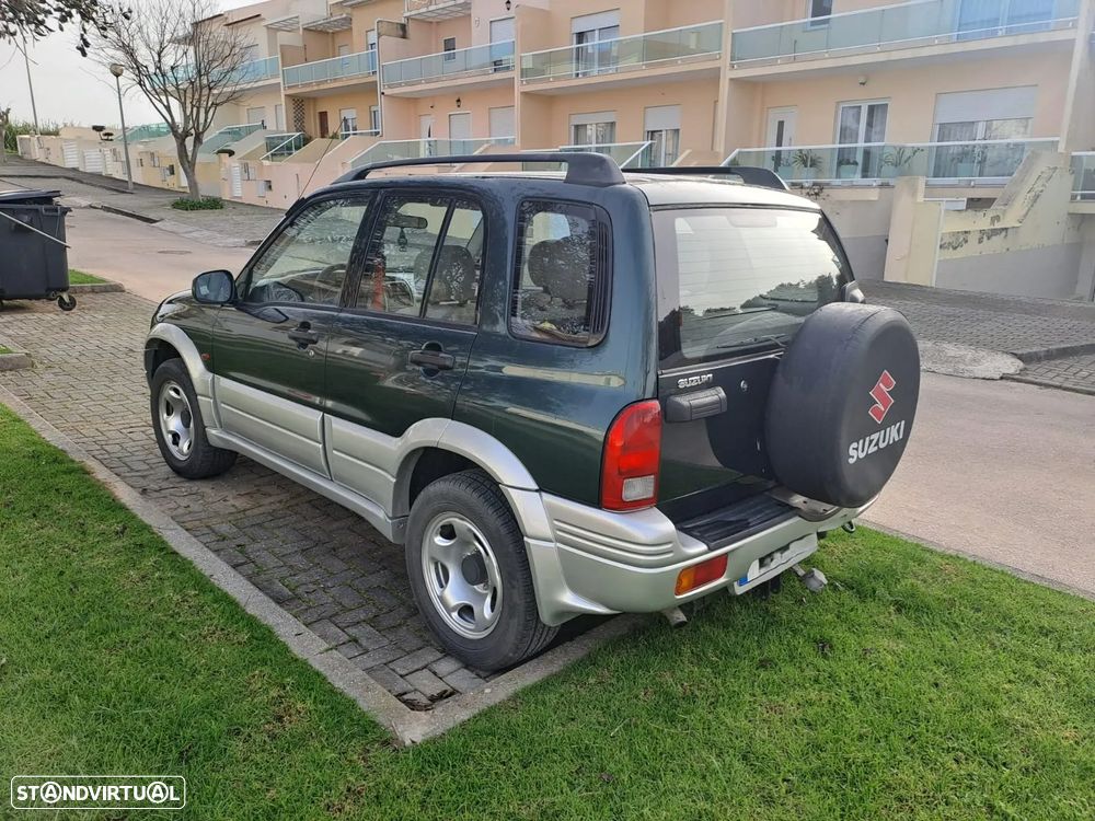 Suzuki Grand Vitara Metal Top 2.0 TDi - 3