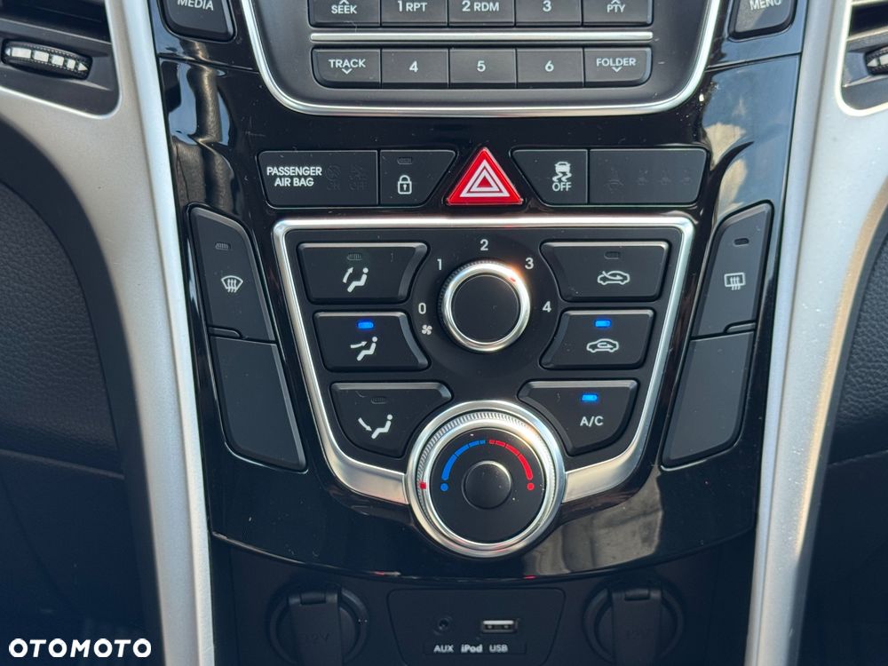 Hyundai i30 1.4 Trend - 25