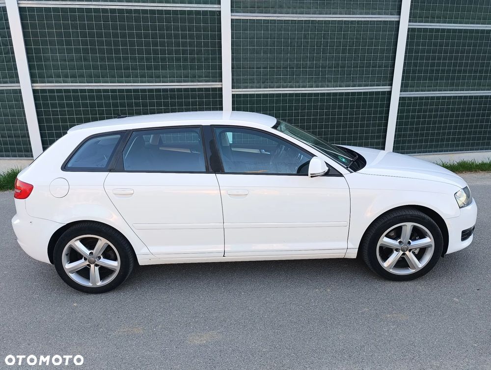Audi A3 Sportback 2.0 TDI Attraction - 5