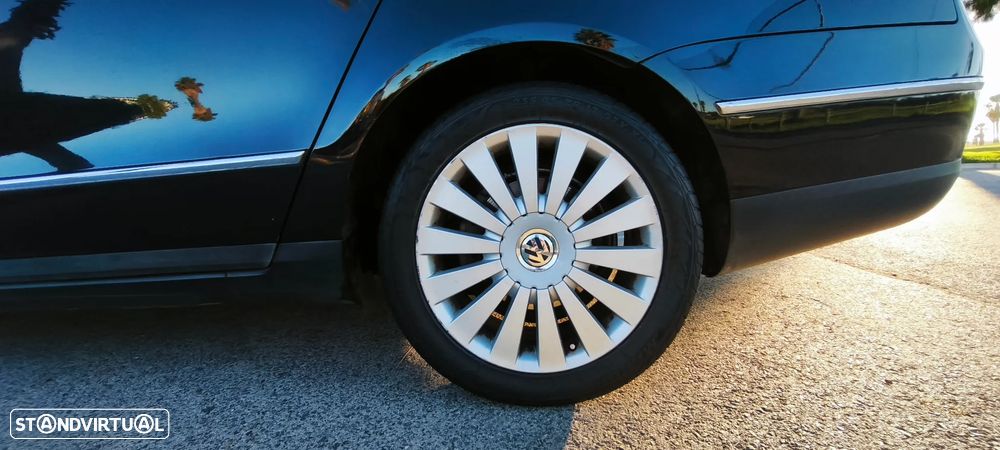 VW Passat 2.0 TDI Highline DSG - 4