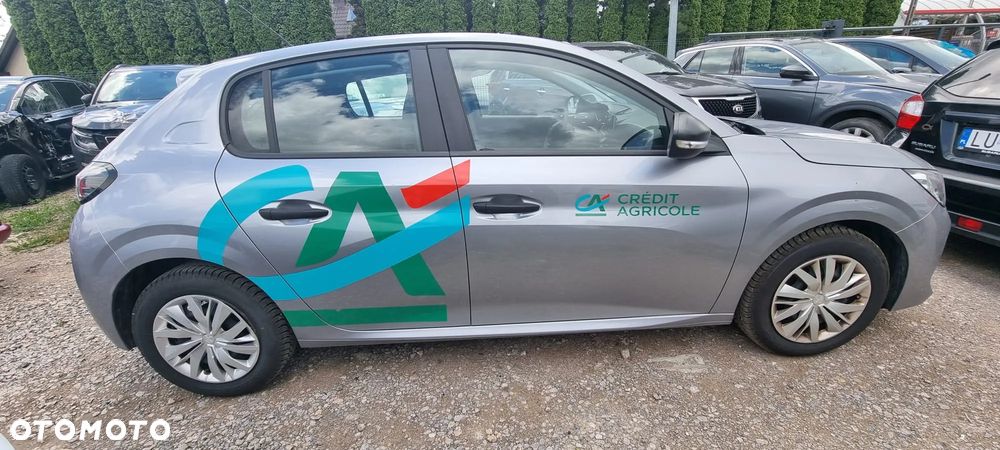 Peugeot 208 - 13