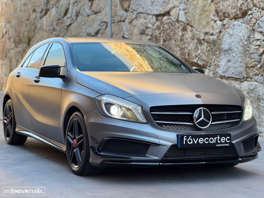 Mercedes-Benz A 180 d AMG Line - 12