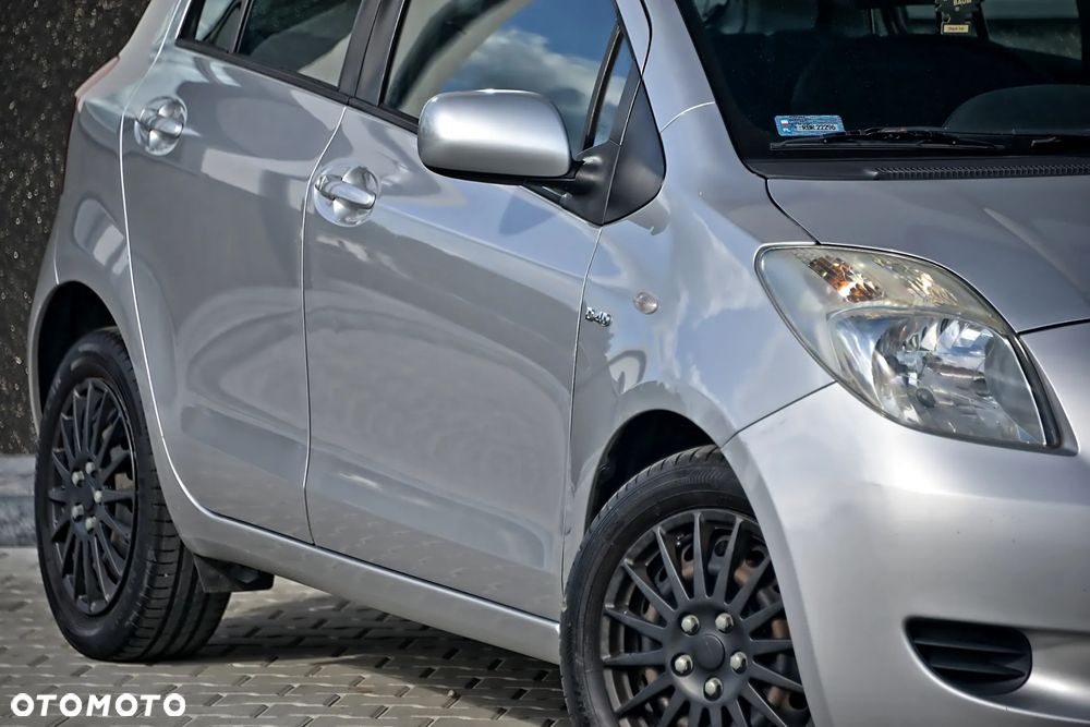 Toyota Yaris 1.4 D-4D - 14