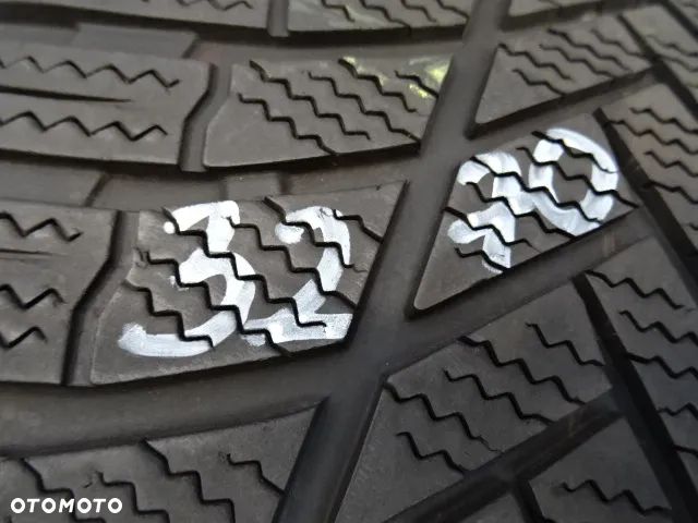 2x255/40/R21 102V i 2 x 265/40/R21 105V Bridgestone Blizzak LM005 - 15