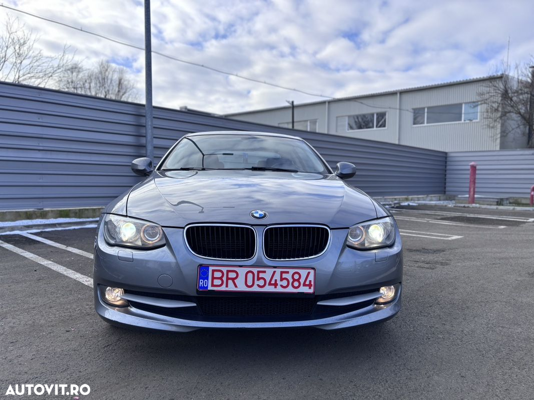 BMW Seria 3 320d Coupe Aut. - 6