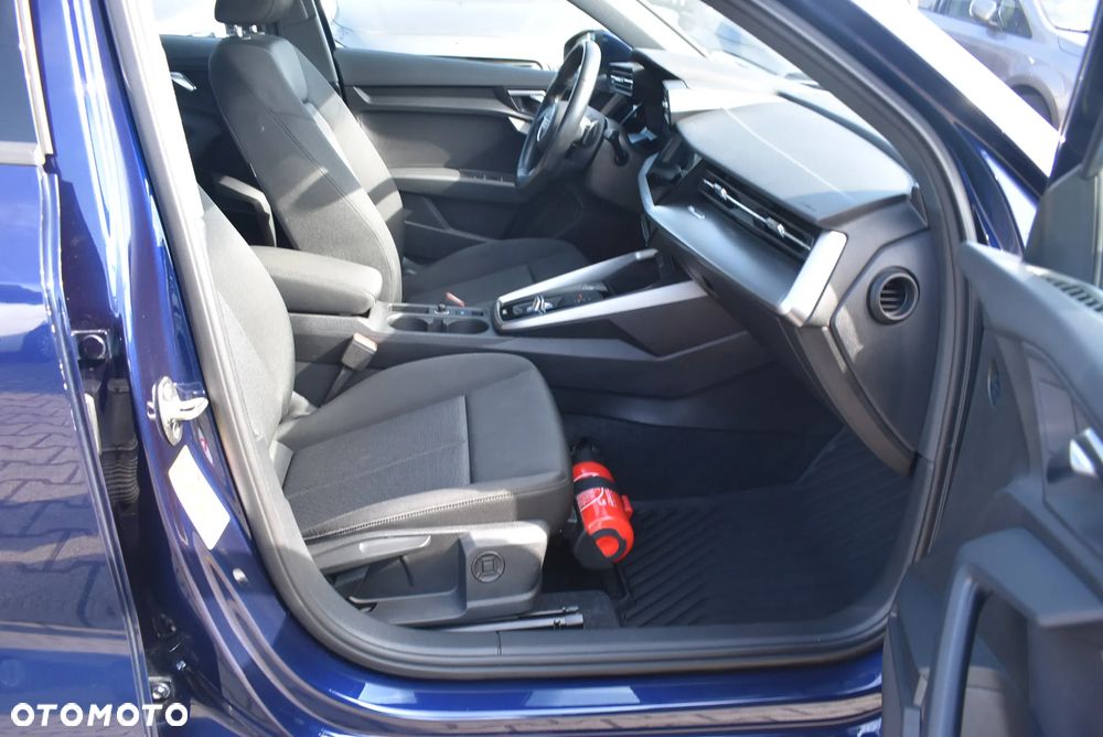 Audi A3 Sportback 30 TDI S tronic - 16