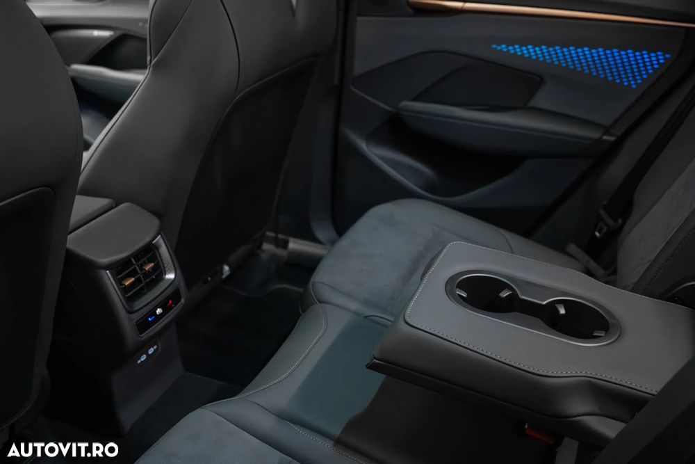 Cupra Terramar 1.5 e-TSI DSG7 MHEV - 33