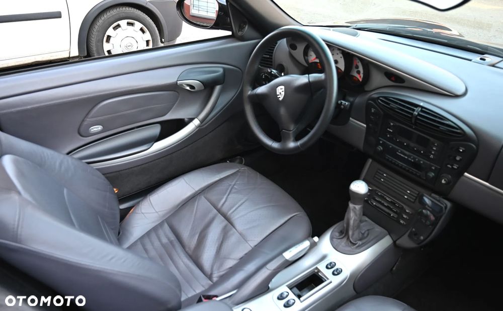 Porsche Boxster 2.7 - 31