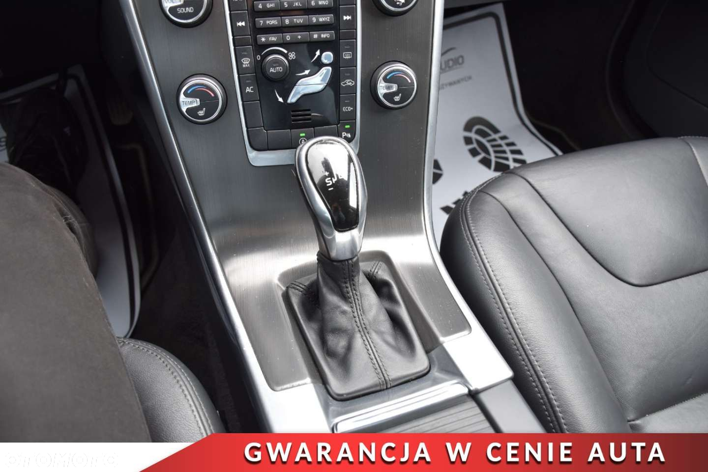 Volvo XC 60 D4 Geartronic Summum - 16
