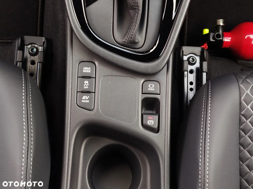 Toyota Yaris Hybrid 1.5 Executive - 14