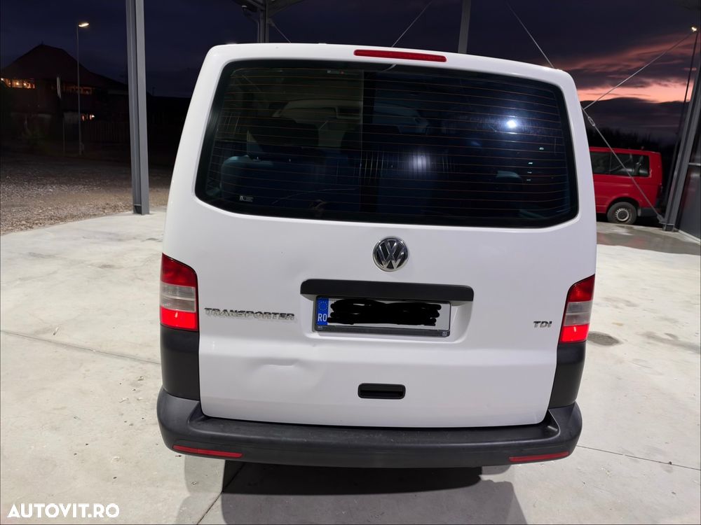 Volkswagen Transporter - 9