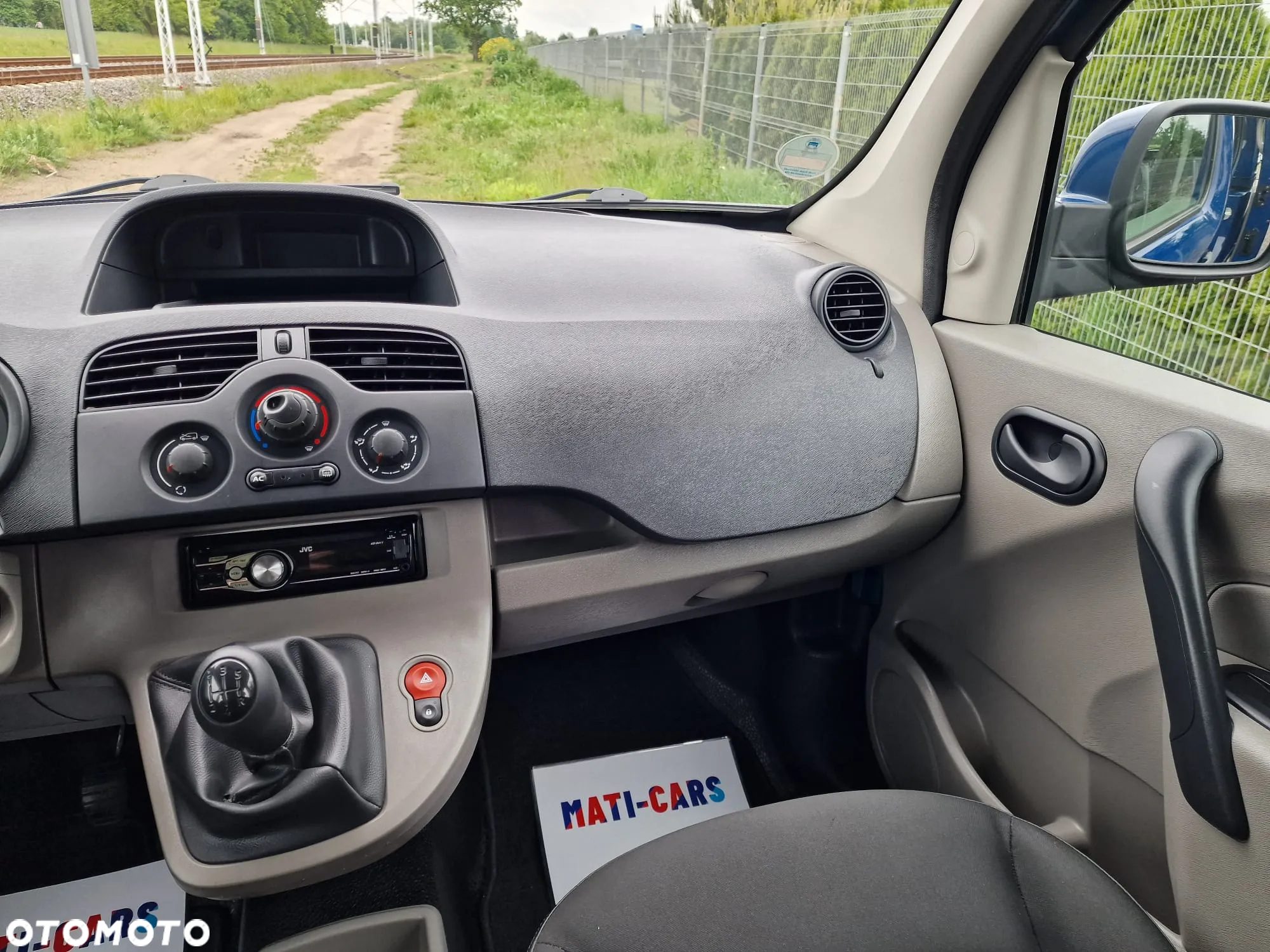 Renault Kangoo 1.6 8V 90 Happy Family - 16