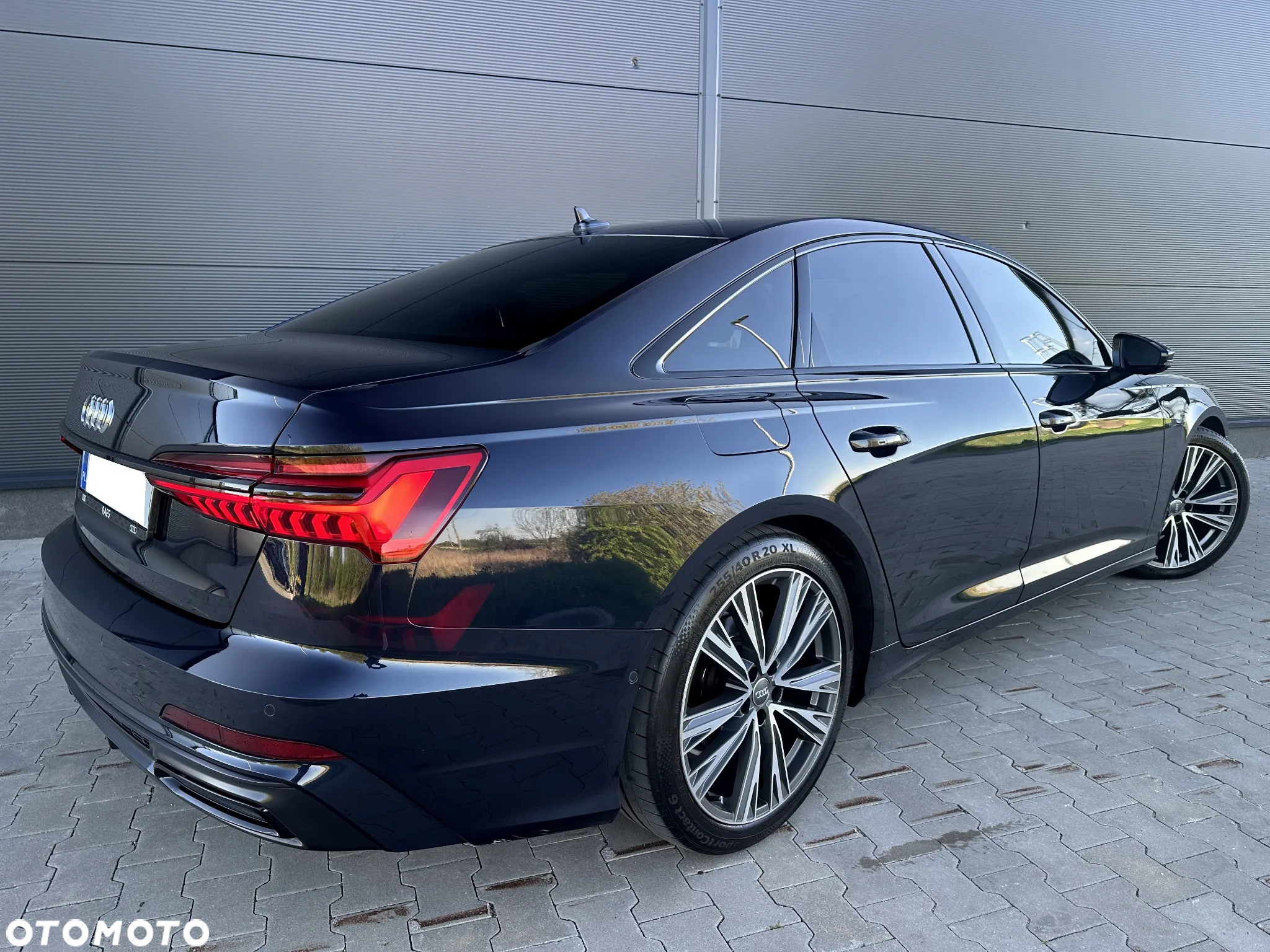 Audi A6 - 4
