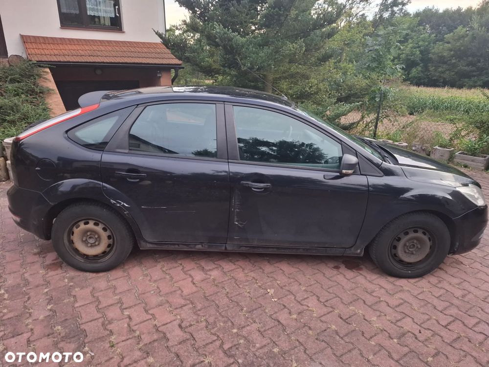 Ford Focus 1.6 Trend - 9