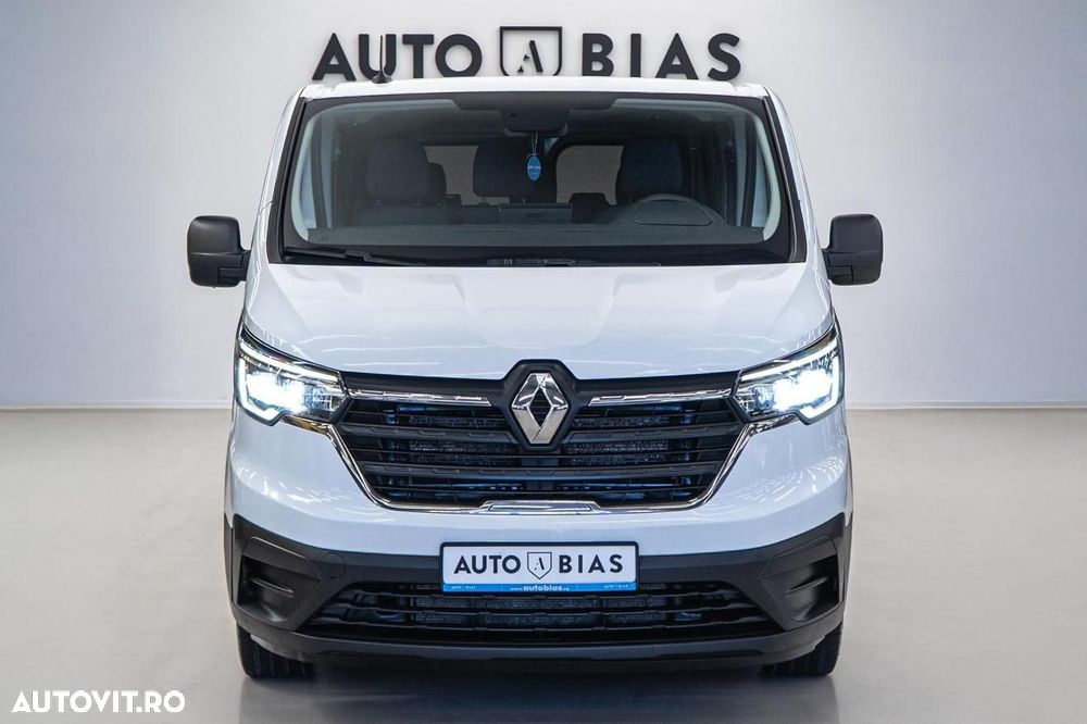 Renault Trafic 2.0 Blue dCi 110 S&S L2 8+1 Life - 23