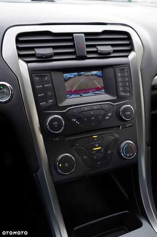 Ford Fusion - 17