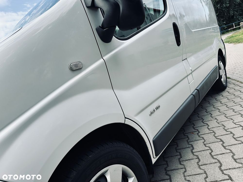 Renault Trafic - 12