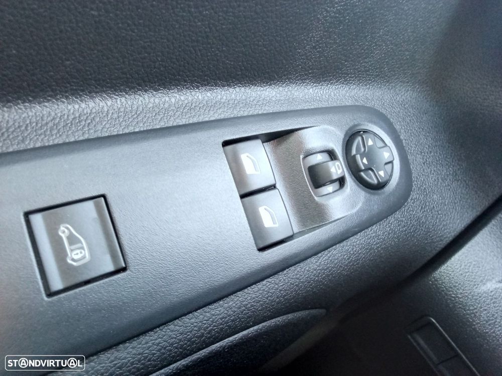 Peugeot Partner 1.5 BlueHDI - 21