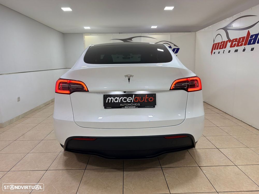 Tesla Model Y Tração Traseira - 10