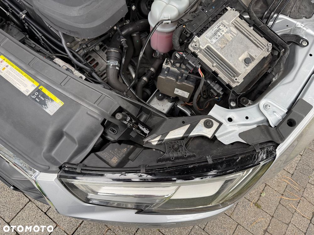 Audi A4 Avant 2.0 TDI S tronic quattro - 36