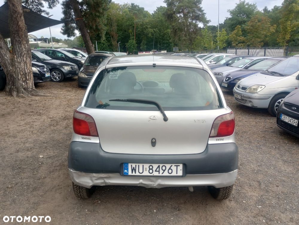 Toyota Yaris - 7
